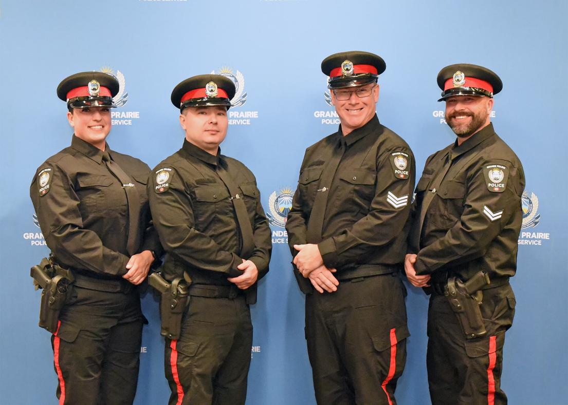 The graduating members of Experienced Officer Program #5 in uniform.