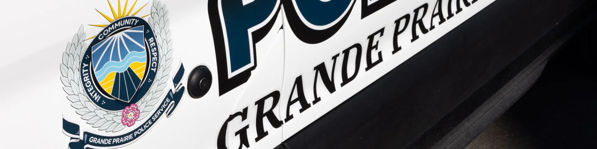 A close up of the side of a GPPS vehicle